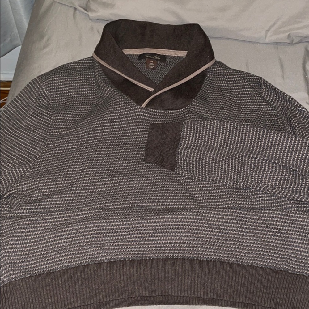 Men’s sweater